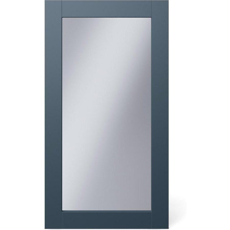 Romina Ventianni Mirror