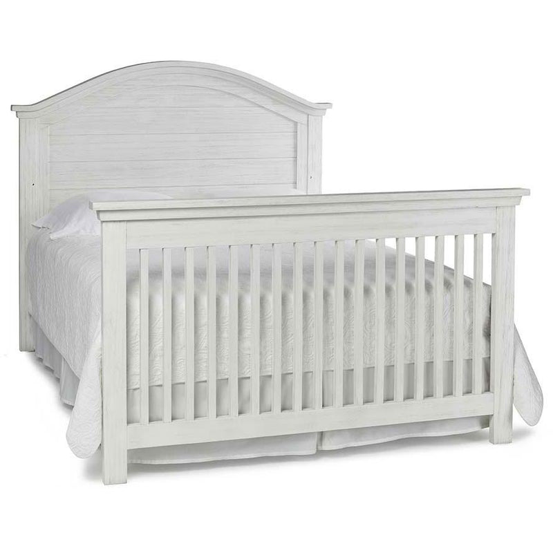 Dolce Babi Lucca Convertible Curve Top Crib